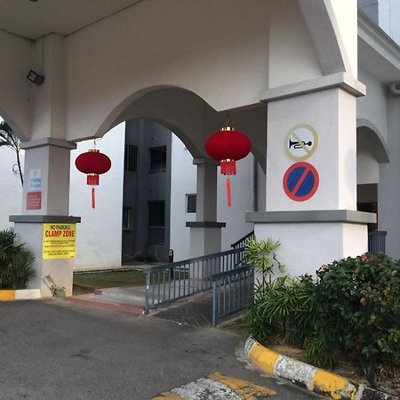 קואלה לומפור Suria Kipark Damansara 3R2B 950Sq Ft Apartment מראה חיצוני תמונה