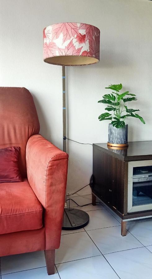 קואלה לומפור Suria Kipark Damansara 3R2B 950Sq Ft Apartment מראה חיצוני תמונה