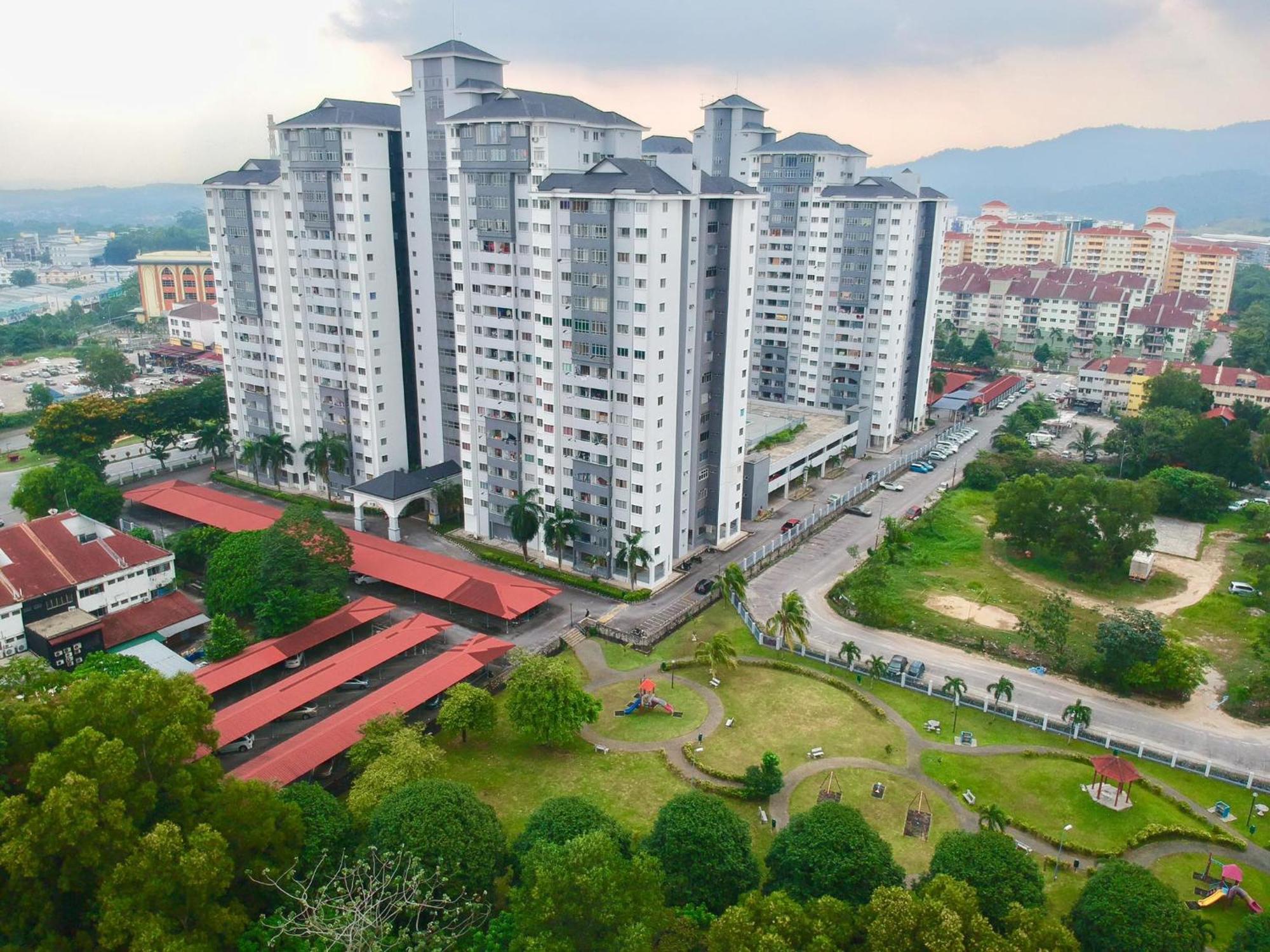 קואלה לומפור Suria Kipark Damansara 3R2B 950Sq Ft Apartment מראה חיצוני תמונה
